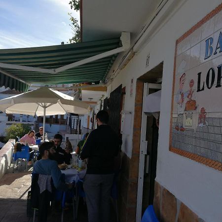 Casa en pueblo de montes de Málaga a 15km de playa Vila Almáchar Exterior foto