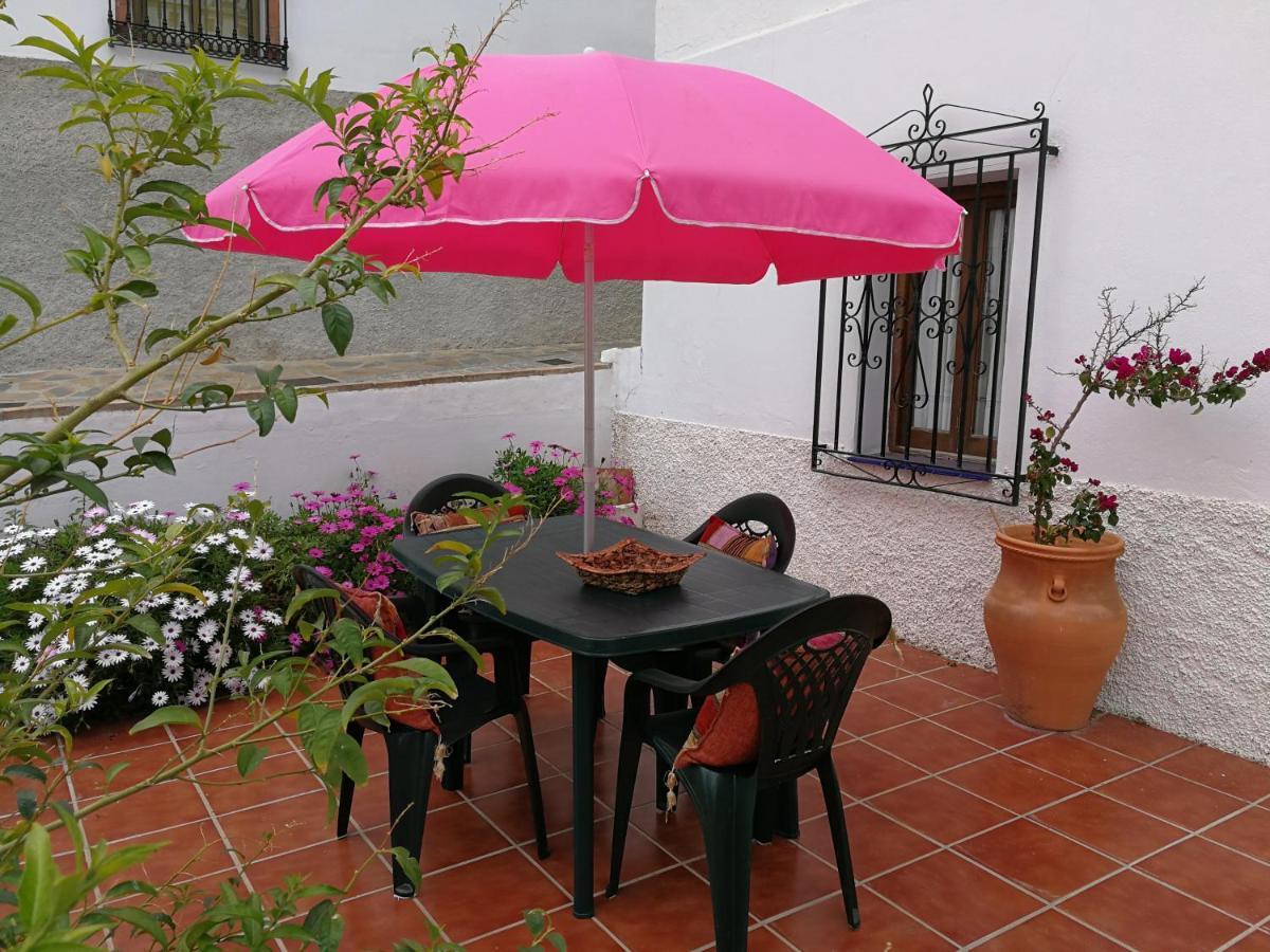 Casa en pueblo de montes de Málaga a 15km de playa Vila Almáchar Exterior foto